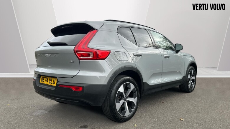Volvo XC40 2.0 B4P Plus Dark 5dr Auto Petrol Estate